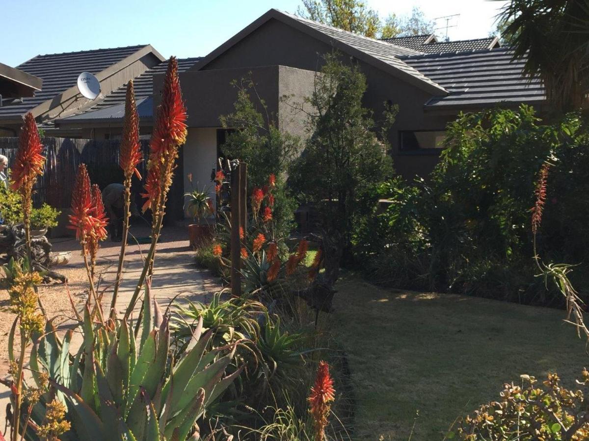 Afton Safari Lodge Kempton Park Exteriér fotografie